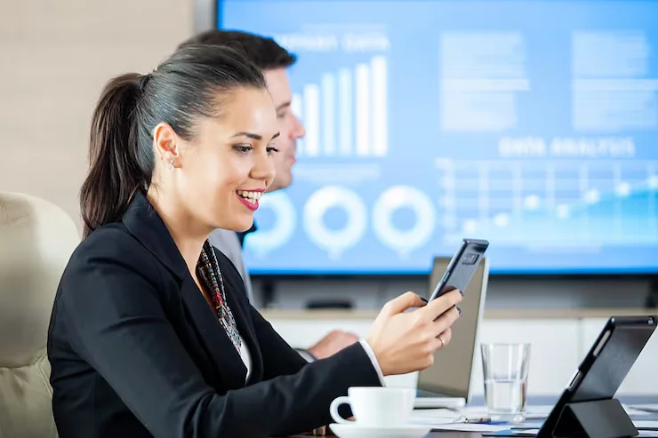 How SEO and Customer Experience Work Together to Build Stronger Brands